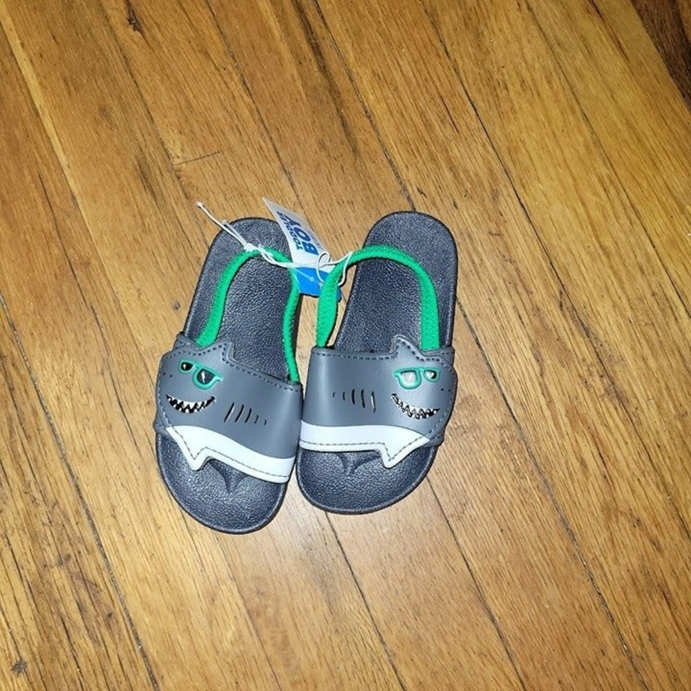 NWT Shark Open Toe Sandals Size 10
